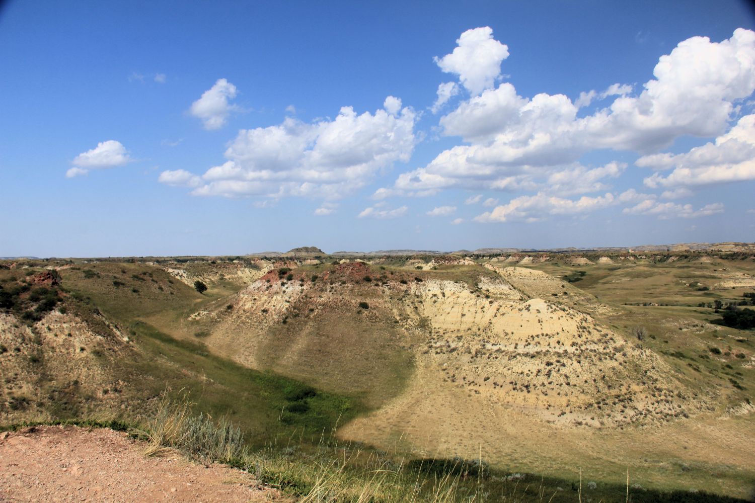 South Unit Scenic Highway and Hikes 